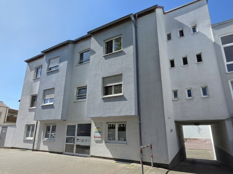Moderne und gepflegte Büro-/Praxisräume in zentraler Lage von Ludwigshafen- Edigheim
