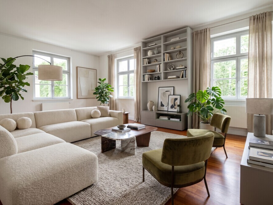 Stilvolle 4-Zimmer-Wohnung mit Balkon und Sauna in den historischen Hohenzollern-Höfen